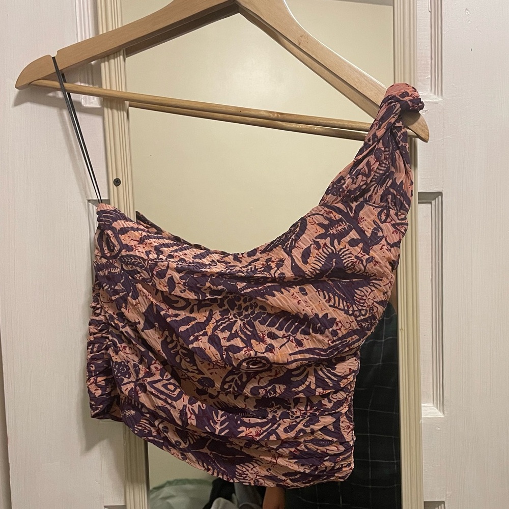 Zara shoulder top